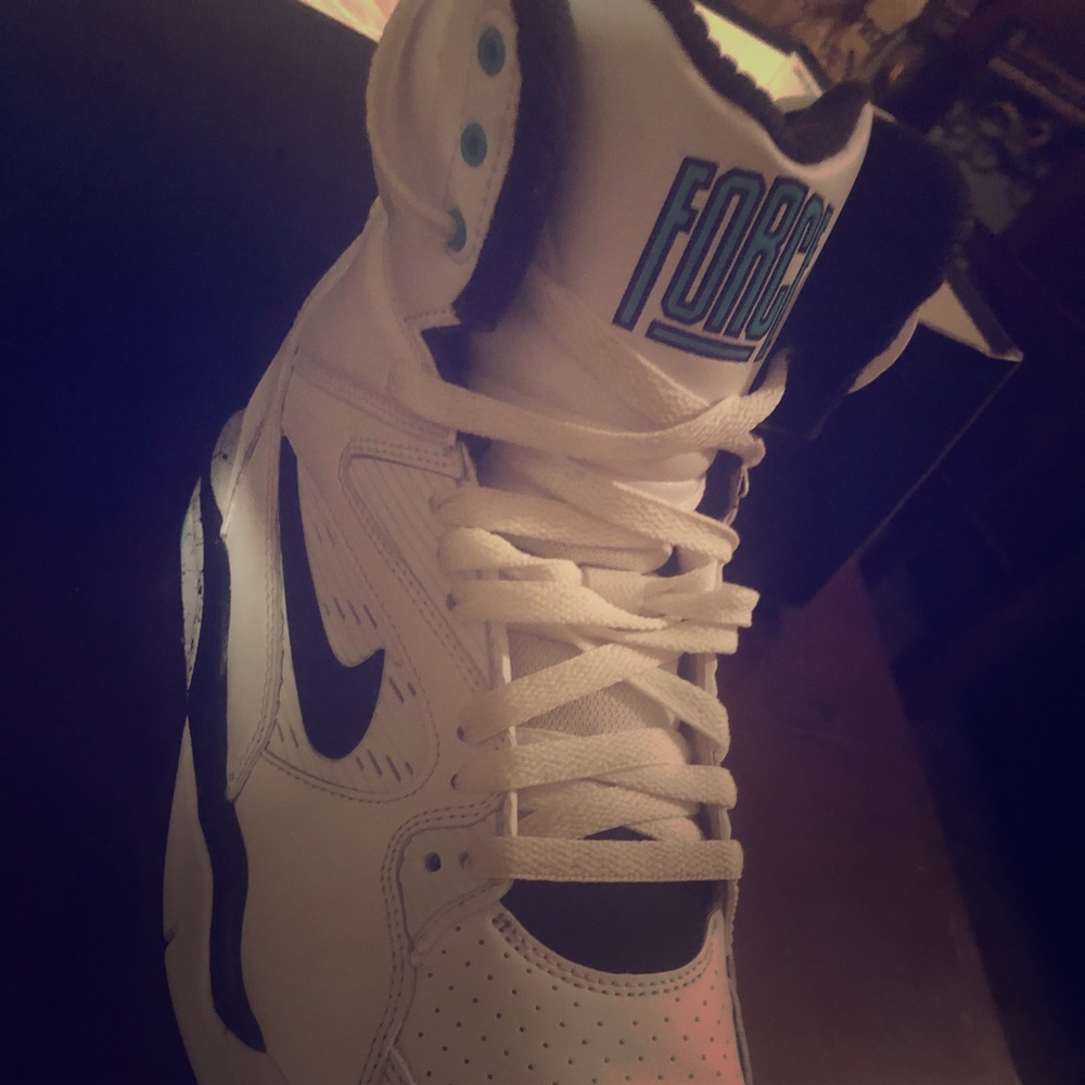 Nike AIR COMMAND FORCE size 10 like NEW